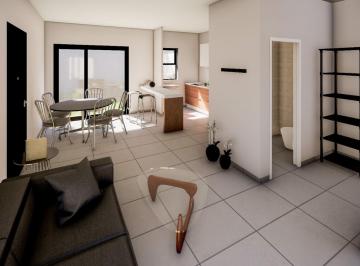 Casa · 55m² · 2 Ambientes · 1 Cochera · Equipo Re/max Vende Dpto 1 Dormitorio, con Patio