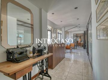 Oficina comercial · 75m² · 4 Ambientes · Venta Permuta Oficina Amplia Balcon Al Frente