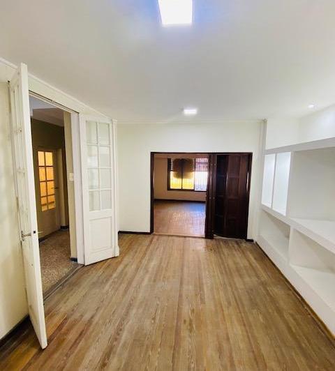 Casa · 130m² · 4 Ambientes · 1 Cochera