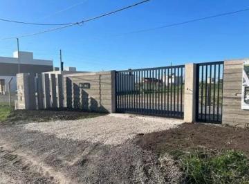 Terreno · 372m² · 1 Ambiente · Terreno en Venta