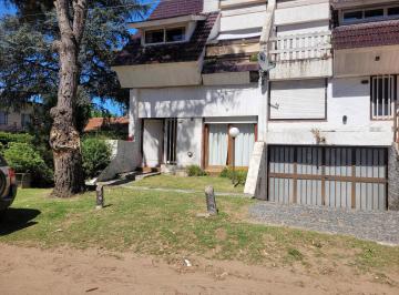 Departamento · 57m² · 2 Dormitorios · 1 Cochera · Departamento en Venta - Zona Dúplex - Jardín con Parrilla