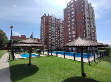 Departamento de 3 ambientes, Quilmes · Departamento 3 Ambientes, con Patio y Amenities, Torres Fierro, Bernal.