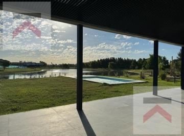 Casa · 261m² · 5 Ambientes · Oportunidad Casa en Lote Al Agua Piscina en Chacras de La Reserva Cardales