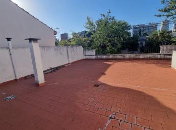 PH de 3 ambientes, Parque Chacabuco · Excelente PH con Entrada Independiente y Gran Terraza Sin Expensas