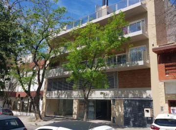 Departamento en Alquiler de 2 ambientes · Alquiler 2 Amb Patio Cochera Fija y Baulera