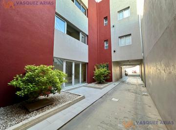 Departamento · 70m² · 3 Ambientes · 1 Cochera · Departamento en Calle 27 E/ 34 y 35