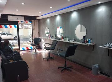 Local comercial , Parque Patricios · Parque Patricios Local 30 m con Vidriera
