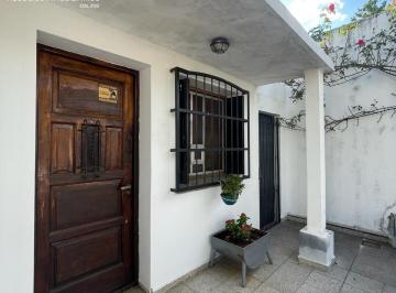 Casa de 3 ambientes, Quilmes · Casa 3 Ambientes en Venta Quilmes Apto Credito