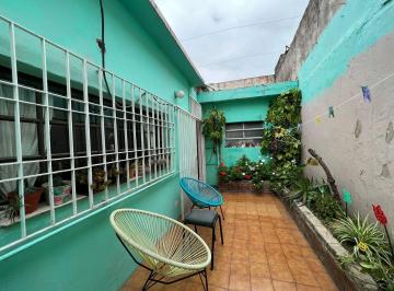 PH · 68m² · 4 Ambientes · PH con 2 Patios y Terraza Sin Expensas Oportunidad Villa Madero