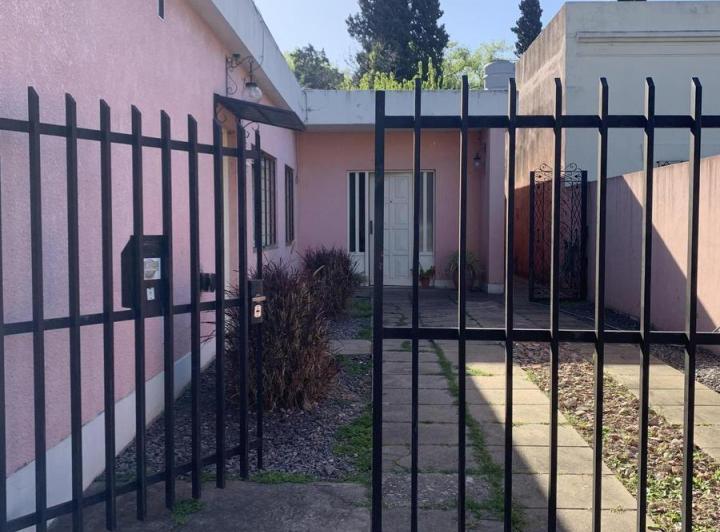 Casa · 136m² · 5 Ambientes · 1 Cochera