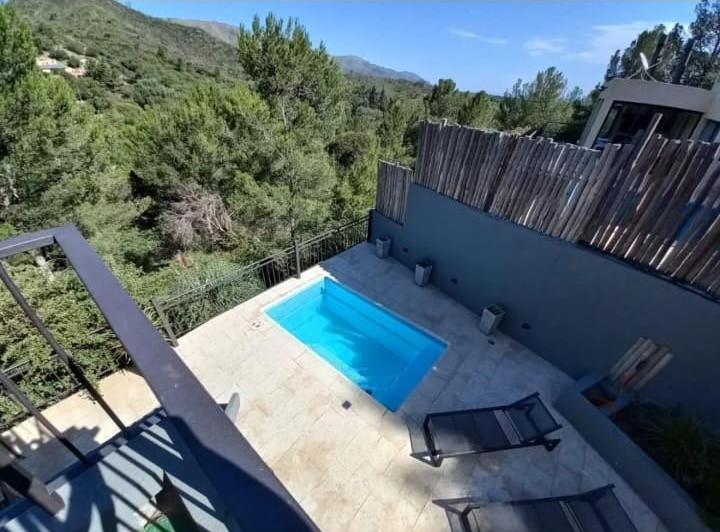 Casa · 200m² · 3 Ambientes