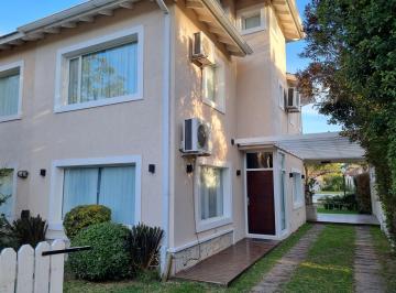 Casa · 150m² · 4 Ambientes · 1 Cochera · Triplex 4 Ambientes en Pinamar