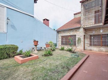 Casa · 201m² · 4 Ambientes · 2 Cocheras · Casa en San Antonio de Padua