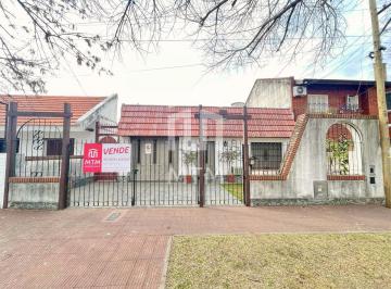 Casa · 161m² · 5 Ambientes · 2 Cocheras · Casa en Venta Rosario Alberdi