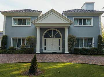 Casa · 380m² · 7 Ambientes · 4 Cocheras · Venta de Casa en Country Grand Bell 1, 4 Dorm., Quincho