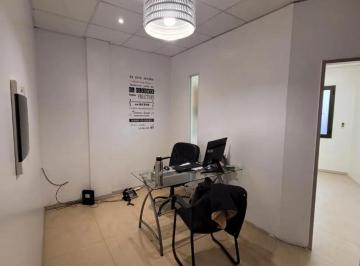 Oficina comercial · 1m² · Oficina Consultorio en Plaza Central Canning