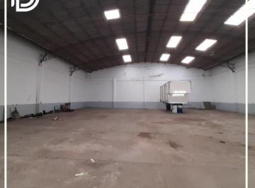 Bodega-Galpón · 600m² · 1 Ambiente · Galpón en Venta de 600 m² Ubicado en Villa Primera