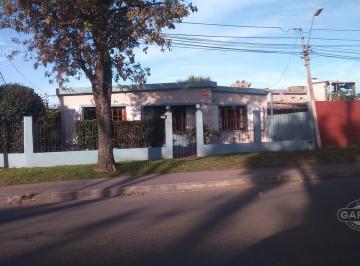 Casa · 221m² · 3 Ambientes · Casa en San Carlos