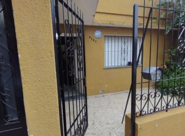 Casa · 113m² · 3 Ambientes · 1 Cochera · Venta - Casa2 Dorm. - Arevalo 6137 - Ludueña