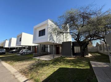 Departamento · 125m² · 3 Ambientes · 2 Cocheras · Venta – Dúplex de 2 Dorm. Apto Crédito en Argüello