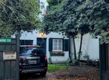 Casa · 210m² · 5 Ambientes · 2 Cocheras · Hermoso Chalet en Jose Marmol - Permuta Menor Valor!