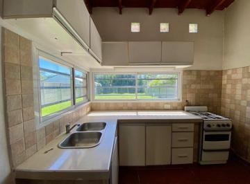 Casa · 70m² · 3 Ambientes · Casa en Venta en City Bell Dos Dorm. Parque
