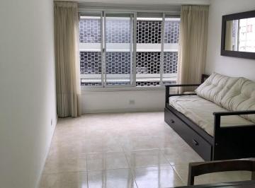 Departamento · 55m² · 2 Ambientes · Venta Departamento 2 Ambientes con Dependencia de Servicio. Centro