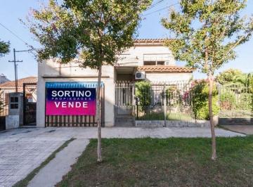PH de 4 ambientes, Lomas de Zamora · Carlos Casares 752
