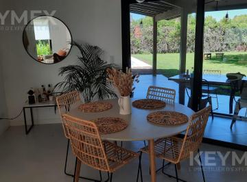 Casa · 140m² · 5 Ambientes · 1 Cochera · Alquiler Temporal Quincenal Villa Rosa Pilar