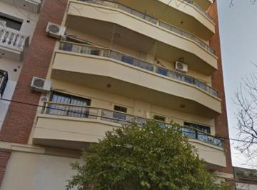 Departamento · 55m² · 3 Ambientes · 1 Cochera · Departamento en Alquiler - 2 Dorm. 2 Baños - Cochera - 55 m² - La Plata