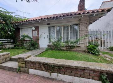 SCB-SCB-321_2 · Casa 4 Ambientes. | Calle 16 Al 1400