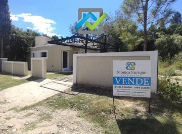 Casa de 4 ambientes, Villa Merlo · Casa a Estrenar en Villa de Merlo con Piscina a m de Av del Sol