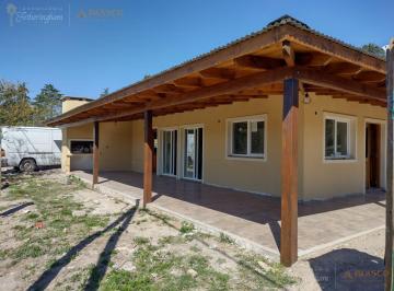 Casa · 200m² · 4 Ambientes · Casa en Venta con Hermosa Vista a Las Sierras | Villa General Belgrano