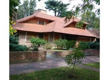 Casa · 485m² · 5 Ambientes · 2 Cocheras · Casas - Casa - Adrogué, Gran Bs. As. Sur