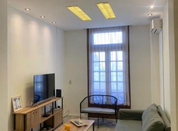 Departamento de 5 ambientes, Balvanera · Venta 5 Amb en Barrio de Once 126 m² Reciclado a Nuevo