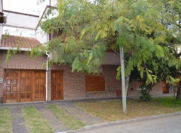 Casa · 100m² · 3 Ambientes · 1 Cochera · Dúplex en Venta - 2 Dorm. 2 Baños - Cochera - 110 m² - Gambier, La Plata