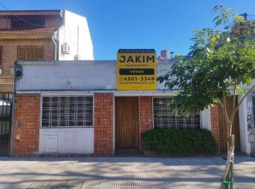 JAK-JAK-3833_2 · Venta de Casa de 3 Amb. Ideal Para Refaccionar