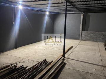 Terreno · 70m² · Excelente Deposito en Alquiler - Quilmes Oeste