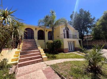 Casa · 180m² · 4 Ambientes · Se Vende Importante Casa Villa Suiza Carlos Paz