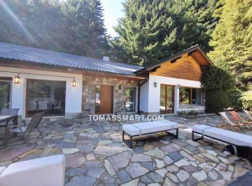 Casa · 260m² · 4 Ambientes · 1 Cochera · Casa en Laguna El Trebol