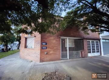 Casa · 70m² · 3 Ambientes · Casa en Venta - 2 Dorm. 1 Baño 1 Cochera - 80 m² - La Plata