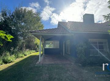 DEI-DEI-1140_2 · Casa 5 Dorm.. | Avutarda Al 100