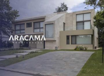 RRA-RR1-901_2 · Casa en Venta Saint Thomas Este Oeste - Canning