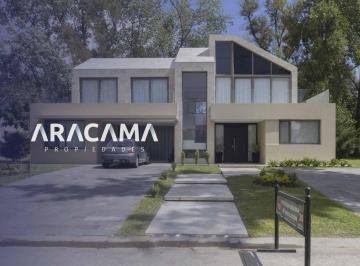 RRA-RR1-900_2 · Casa en Venta Saint Thomas Este Oeste - Canning