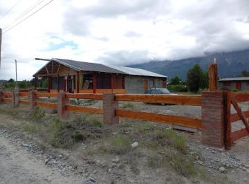 Local comercial · 185m² · 3 Ambientes · Local de 155 m² en Construcción Más Monoambiente de 30 m² en Paraje Entre Ríos, Chubut