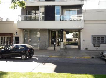 Departamento de 2 ambientes, La Plata · Alquilo Dpto de Categoría, 2 Ambientes, Cochera. en Calle 38 E/3 y 4 La Plata