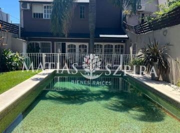 Casa · 240m² · 5 Ambientes · 1 Cochera · Casa 4 Amb en Ramos Mejía con Pileta, Parrilla y Quincho