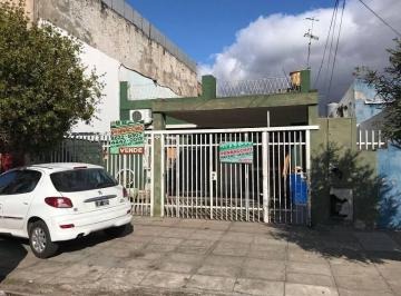 Casa · 195m² · 5 Dormitorios · 2 Cocheras · 3 PH 2cocheras Galpon 8,66x36