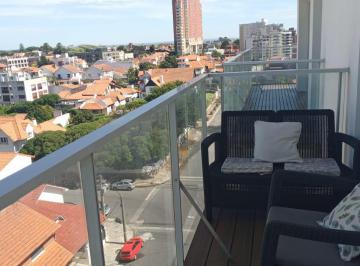 Departamento de 4 ambientes, Mar del Plata · Alquiler Depto 4 Amb Zona Varese en Mar del Plata