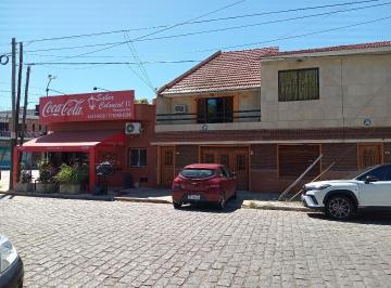 Casa de 4 ambientes, Lomas de Zamora · En Block! Chalet 4 Amb C/patio, Jardín y Garage a m de H. Yrig. y Dúplex 2 Amb. Impecables!